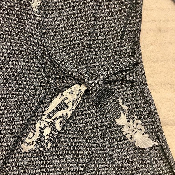 BCBG cocktail dress - Picture 4 of 5